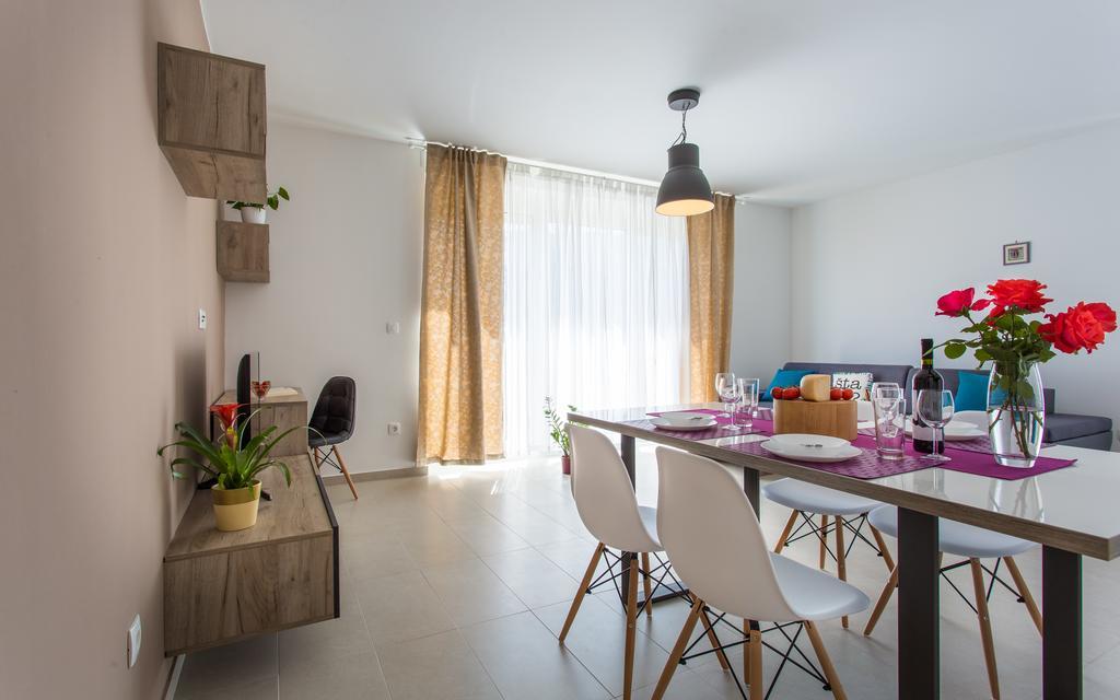 Apartments Viktorija Baska  Exterior photo