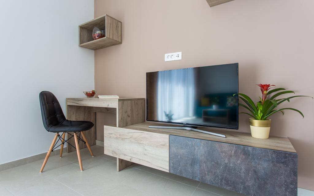 Apartments Viktorija Baska  Exterior photo