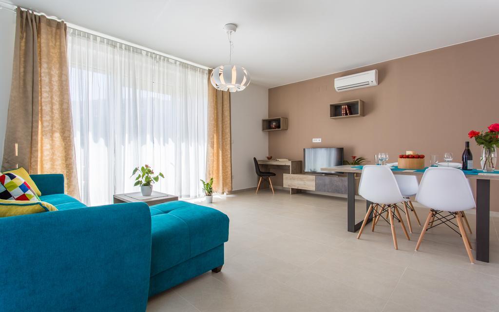 Apartments Viktorija Baska  Exterior photo
